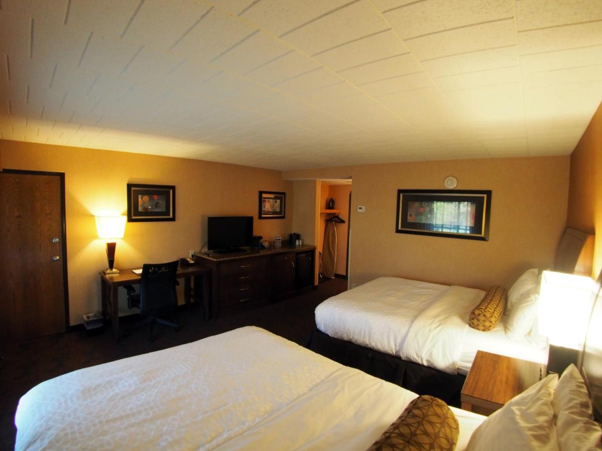 Evergreen Resort Cadillac Exterior photo
